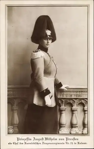 Ak Prinzessin August Wilhelm von Preußen in Uniform, Chef d. Kurmärk. Dragoner Regt Nr 14 Kolmar