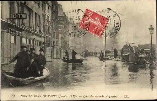 Ak Paris VI. Arrondissement Luxembourg, Inondations, Janvier 1910, Quai des Grands Augustins