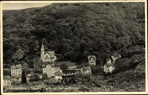 Ak Schlangenbad Taunus, Partie an der ev. Kirche, Wälder