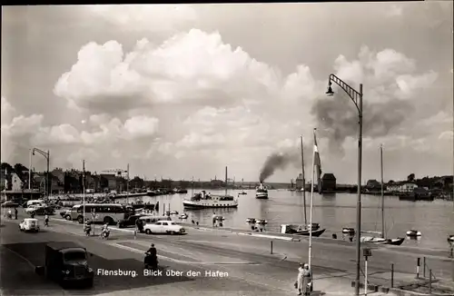 Ak Flensburg in Schleswig Holstein, Blick über den Hafen