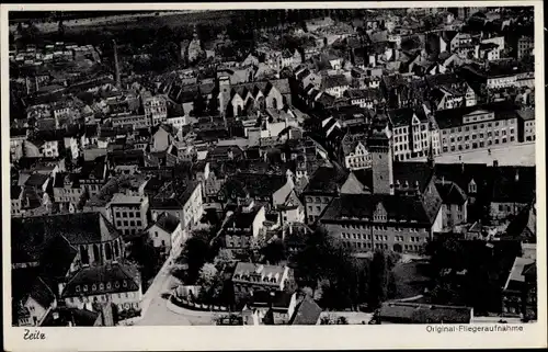 Ak Zeitz im Burgenlandkreis, Rathaus, Fliegeraufnahme