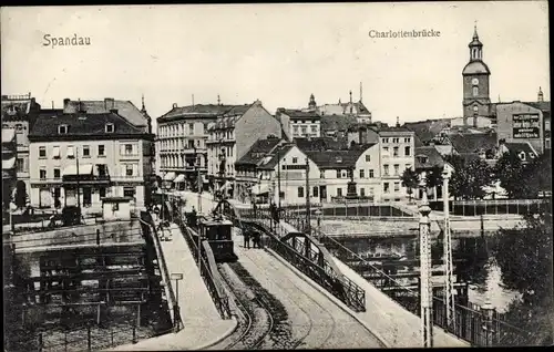 Ak Berlin Spandau, Charlottenbrücke, Straßenbahn