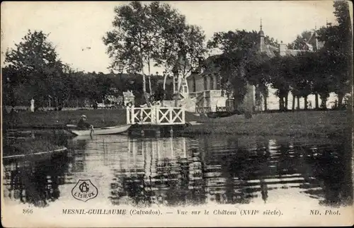 Ak Le Mesnil Guillaume Calvados, vue sur le Château