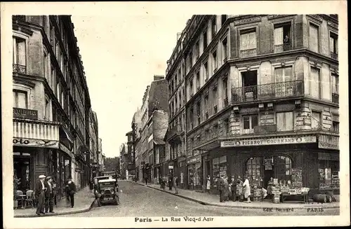 Ak Paris X., La Rue Vicq d'Azir, Pierrot Gourmand