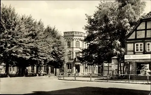 Ak Dömitz an der Elbe, Thälmann Platz