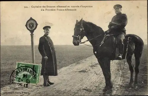 Ak Capitaine des Douanes allemand en tournee d'Inspection a la Frontiere Franco-Allemande