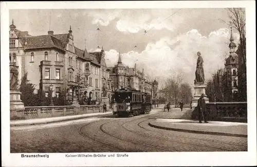 Ak Braunschweig in Niedersachsen, Kaiser-Wilhelm-Brücke, Straßenbahn