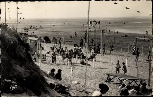 Ak Franceville Calvados, la Plage et les jeux