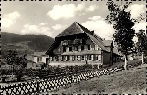 Ak Menzenschwand Sankt Blasien im Schwarzwald, Jugendkurheim Schwarzwaldhaus