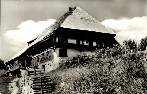 Ak Blasiwald im Schwarzwald, Restauration Schwarzwaldhaus