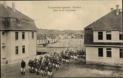 Ak Ohrdruf in Thüringen, Truppenübungsplatz, Partie an der Kaiserstraße