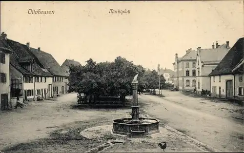 Ak Unbekannter Ort, Marktplatz, Brunnen, Fehldruck! nicht Ottobeuren