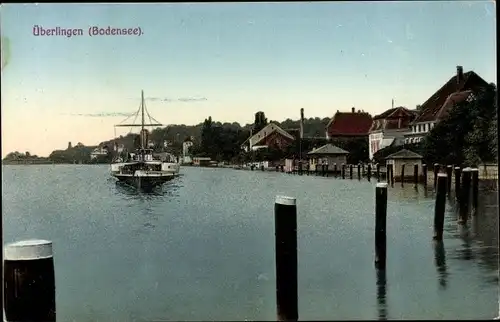 Ak Überlingen am Bodensee, Blick auf den Ort, Dampfer