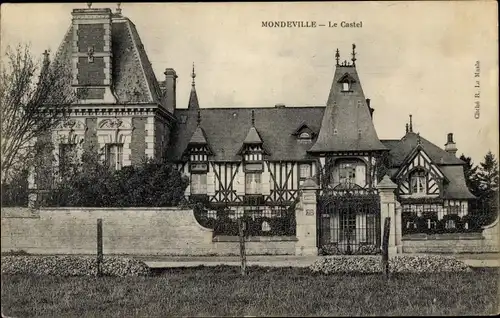 Ak Mondeville Calvados, le Castel