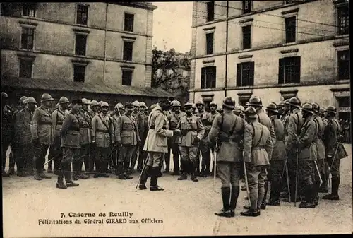 Ak Paris XII, Caserne de Reuilly, Felicitations du Général Girard aux Officiers