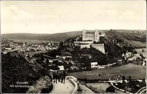 Ak Eichstätt in Oberbayern, Blick zur WIllibaldsburg