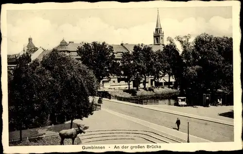 Ak Gussew Gumbinnen Ostpreußen, An der großen Brücke, Elch