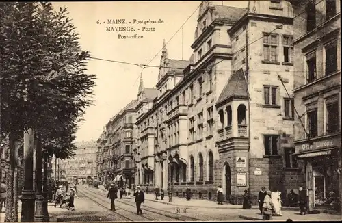 Ak Mainz in Rheinland Pfalz, Straßenpartie am Postgebäude