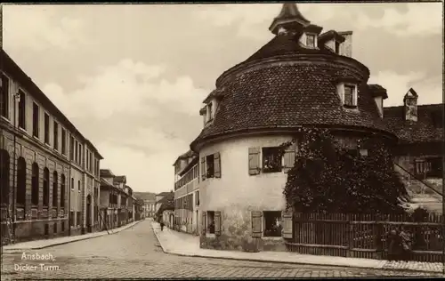 Ak Ansbach in Mittelfranken, Dicker Turm, Straßenpartie