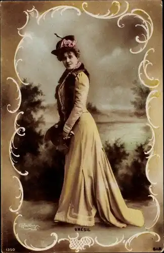 Passepartout Ak Schauspielerin Marguerite Bresil, Portrait