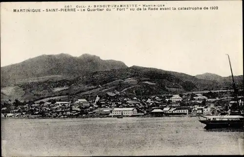 Ak Saint Pierre Martinique, Le Quartier du Fort vu de la Rade avant la catastrophe de 1902