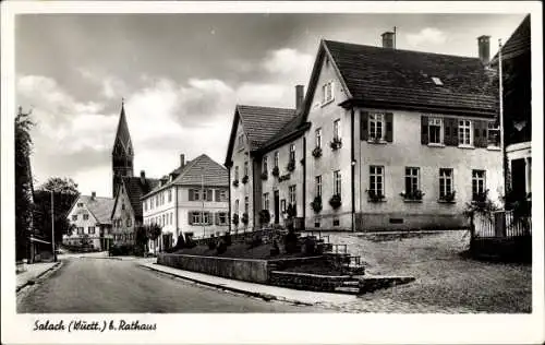 Ak Salach im Filstal Württemberg, Rathaus, Straßenpartie, Kirchturm