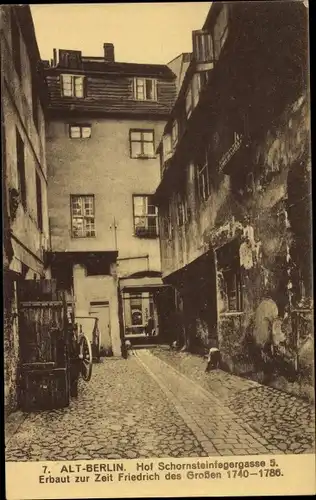 Ak Berlin Mitte, Hof Schornsteinfegergasse 5