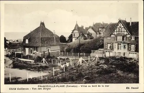 Ak Franceville Plage Calvados, Villas au bord de la mer