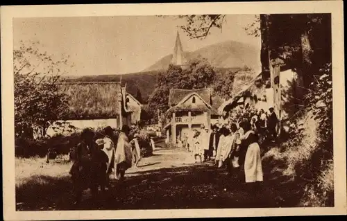 Ak Madagaskar, Le Village Malgache attend le Missionnaire