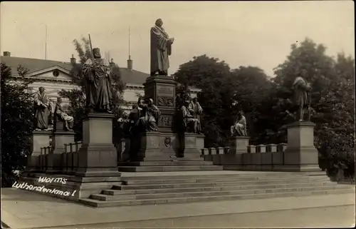 Foto Ak Worms am Rhein, Lutherdenkmal