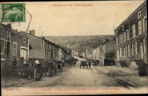 Ak Bruley Meurthe et Moselle, La Rue principale et la Cote, vue prise a l'entree du Village