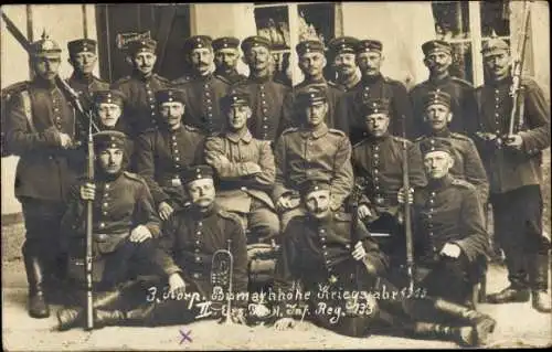 Foto Ak Deutsche Soldaten in Uniformen, 3. Korp Bismarchköhe, II. Ers. Res. Inf. Rgt. 133, I WK