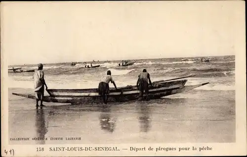 Ak Saint Louis Senegal, Depart de pirogues pour la peche