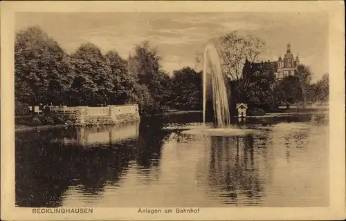 Ak Recklinghausen im Ruhrgebiet, Anlagen am Bahnhof, Fontäne, Teich