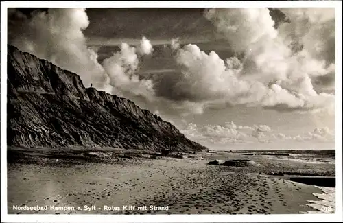 Ak Kampen auf Sylt, Rotes Kliff mit Strand