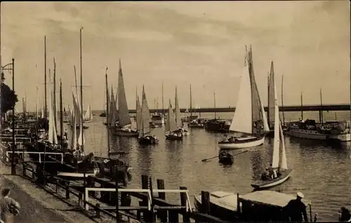 Foto Ak Ostseebad Warnemünde Rostock, Strom, Start zur Regatta