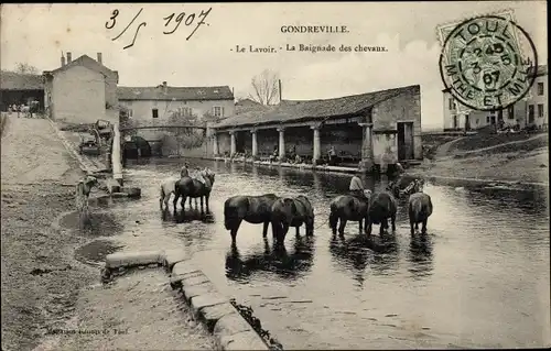 Ak Gondreville Meurthe et Moselle Elsass Lothringen, La Baignade des chevaux
