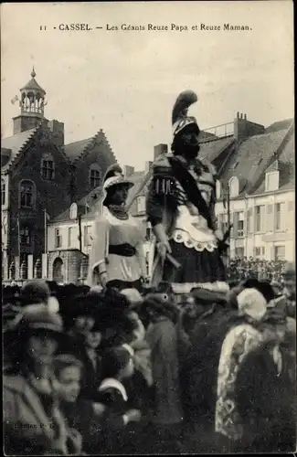 Ak Cassel Nord, les géants Reuze Maman et Reuze Papa