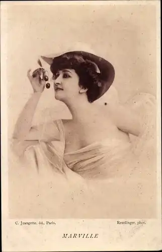 Ak Schauspielerin Marie Marville, Portrait mit Hut