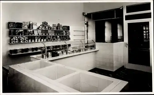 Foto Ak Neuwied am Rhein, Haus für Berufsgestaltung d. Lebensmittel-Einzelhandels, Verkaufstresen