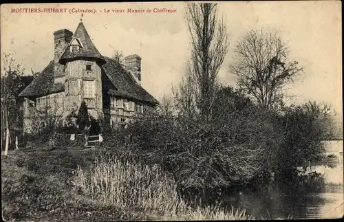 Ak Les Moutiers Hubert Calvados, Le vieux Manoir du Chiffretot