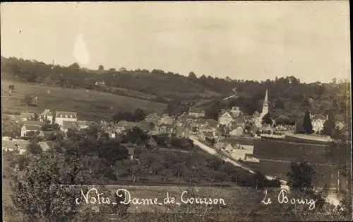 Ak Notre Dame de Courson Calvados, Le Bourg