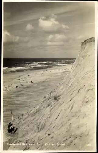 Ak Kampen auf Sylt, Kliff mit Strand