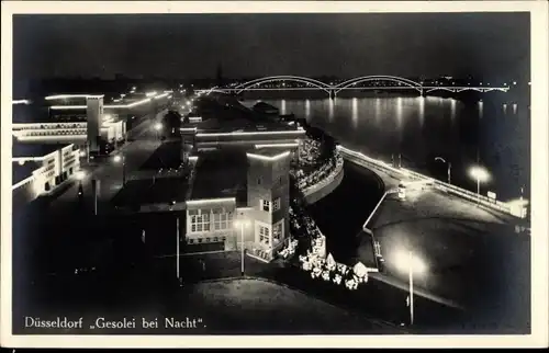 Ak Düsseldorf am Rhein, Gesolei bei Nacht, Rheinbrücke, Uferpartie