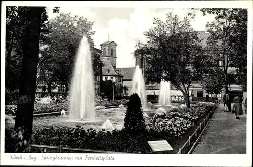 Ak Fürth in Mittelfranken Bayern, Springbrunnen am Freiheitsplatz