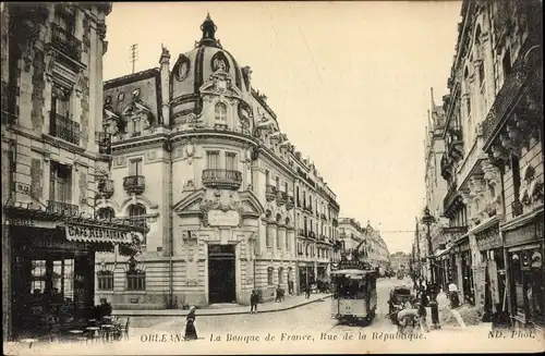 Ak Orléans Loiret, Banque de France, Rue de la République, Tramway