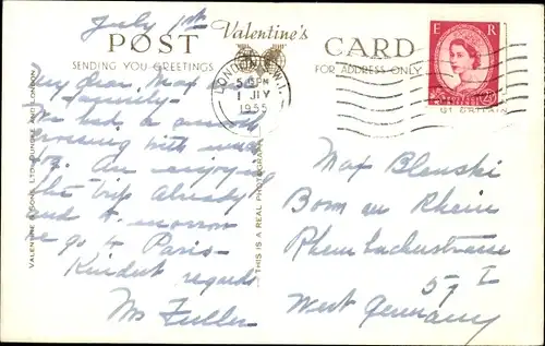 Ak Windsor Berkshire England, Windsor Castle from Long Walk