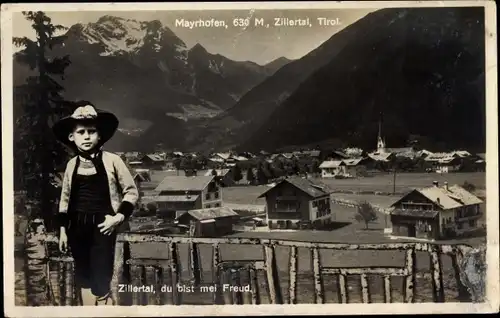 Ak Mayrhofen im Zillertal Tirol, Kind in Tracht, Blick auf den Ort