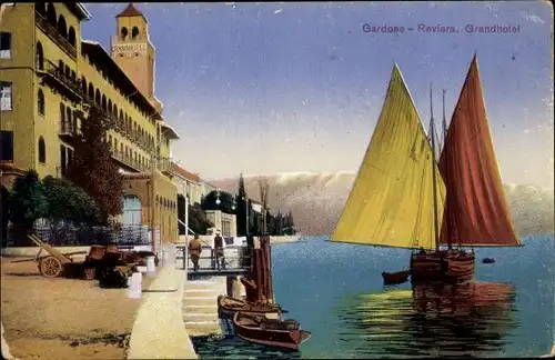 Ak Gardone Riviera Lombardia, Grandhotel, Segelboot