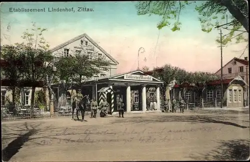 Ak Zittau in Sachsen, Etablissement Lindenhof, Soldaten in Uniform